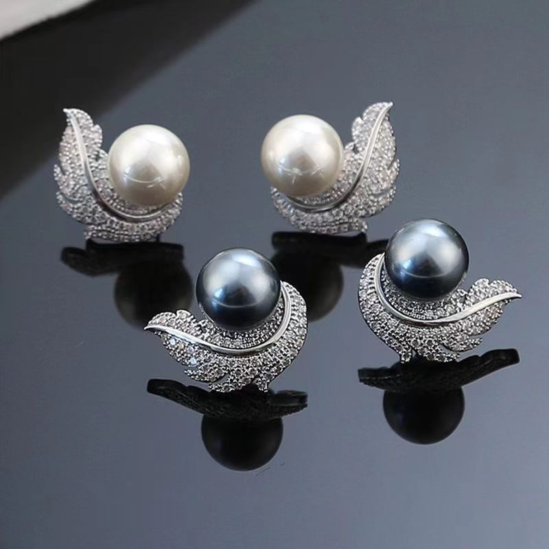 ER484 - Encrusted Feather and Pearl Earrings