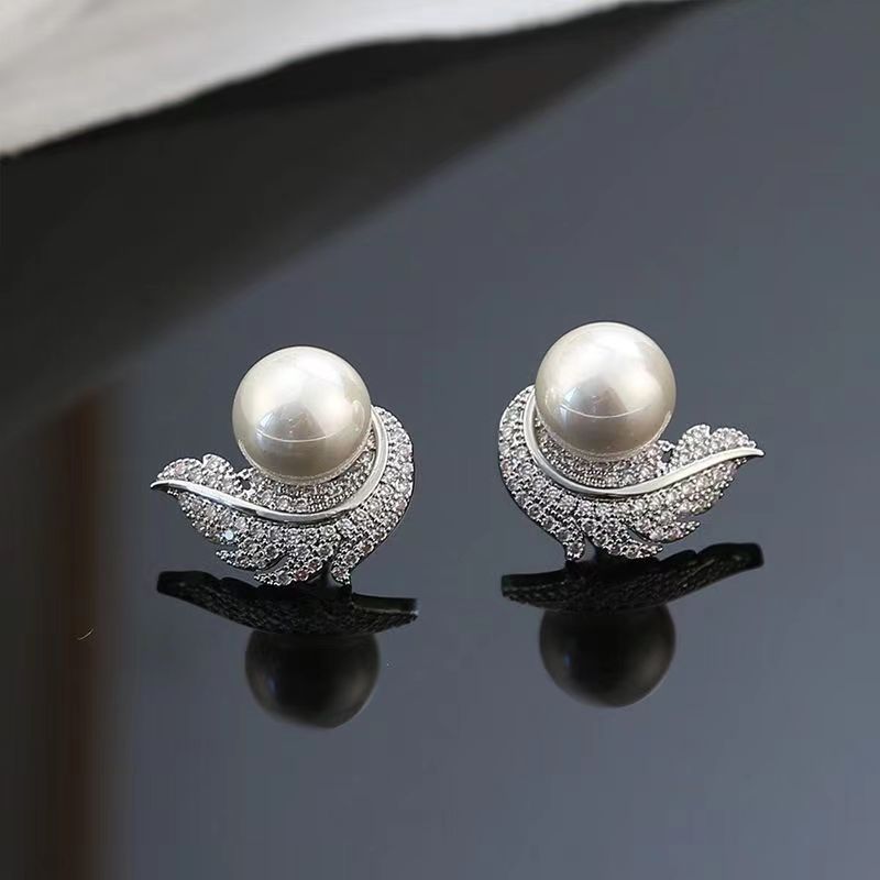 ER484 - Encrusted Feather and Pearl Earrings