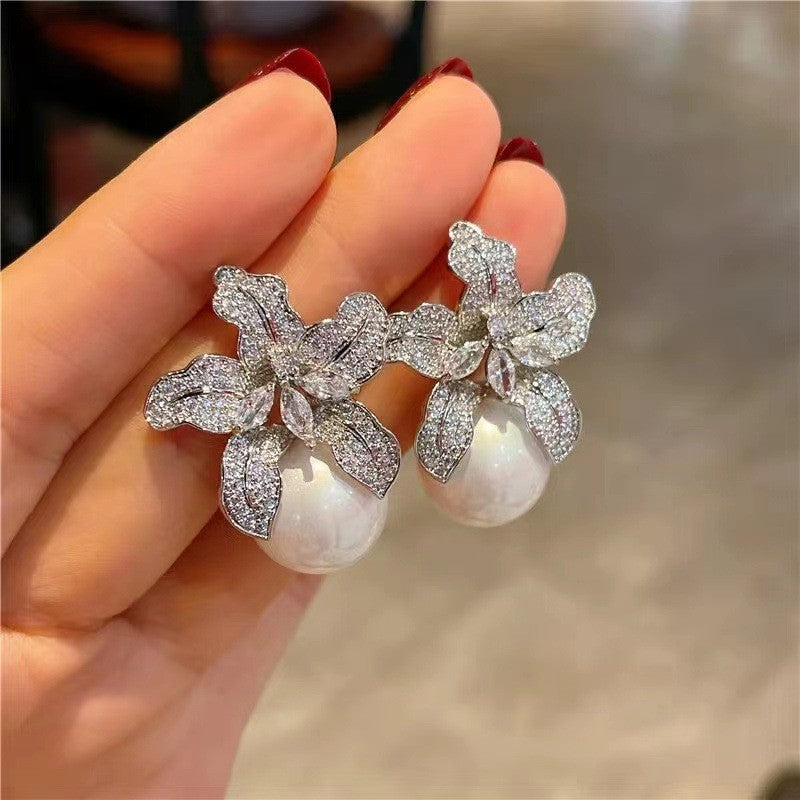 ER521 - Encrusted Flower Earrings