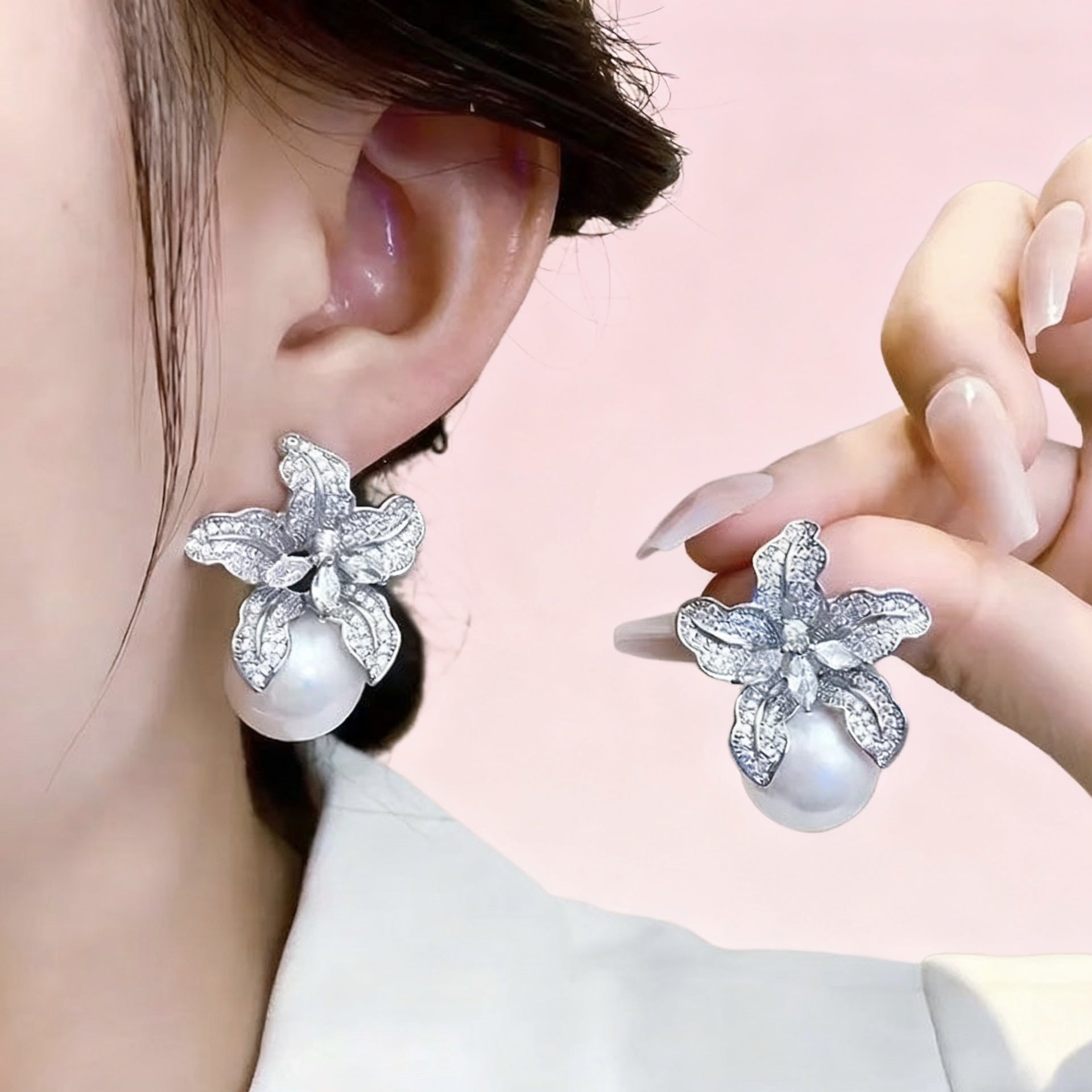 ER521 - Encrusted Flower Earrings