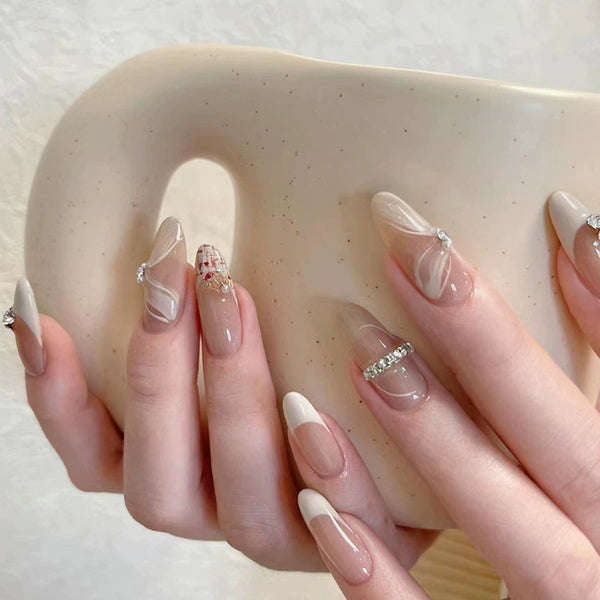 Fragrant Petals Fake Nails  - 24Pcs