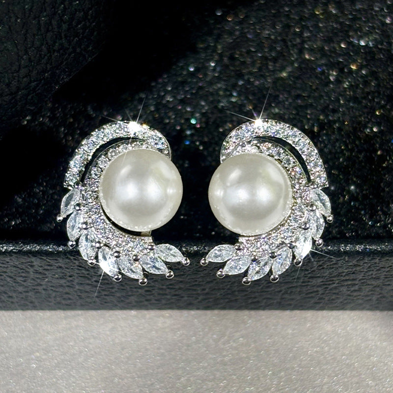 ZER17 - Faux Pearl Stud Earrings