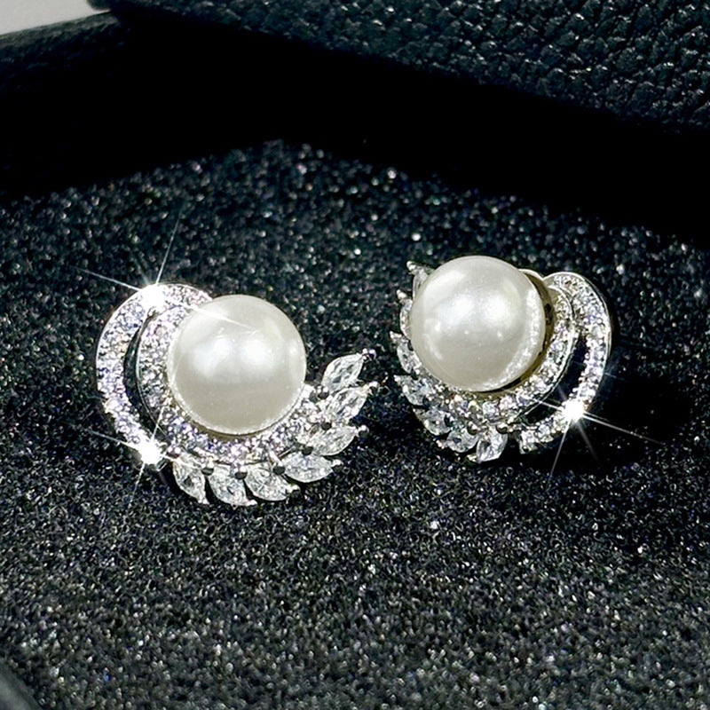 ZER17 - Faux Pearl Stud Earrings