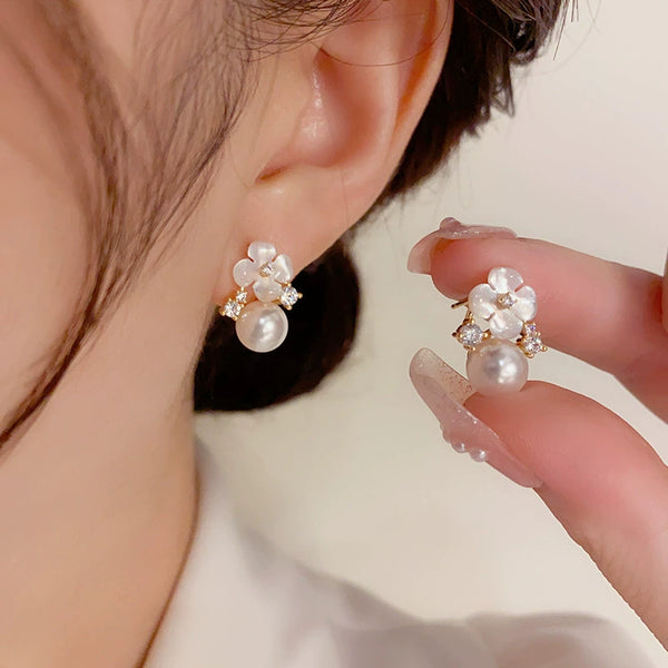 Flower Pearl Earrings