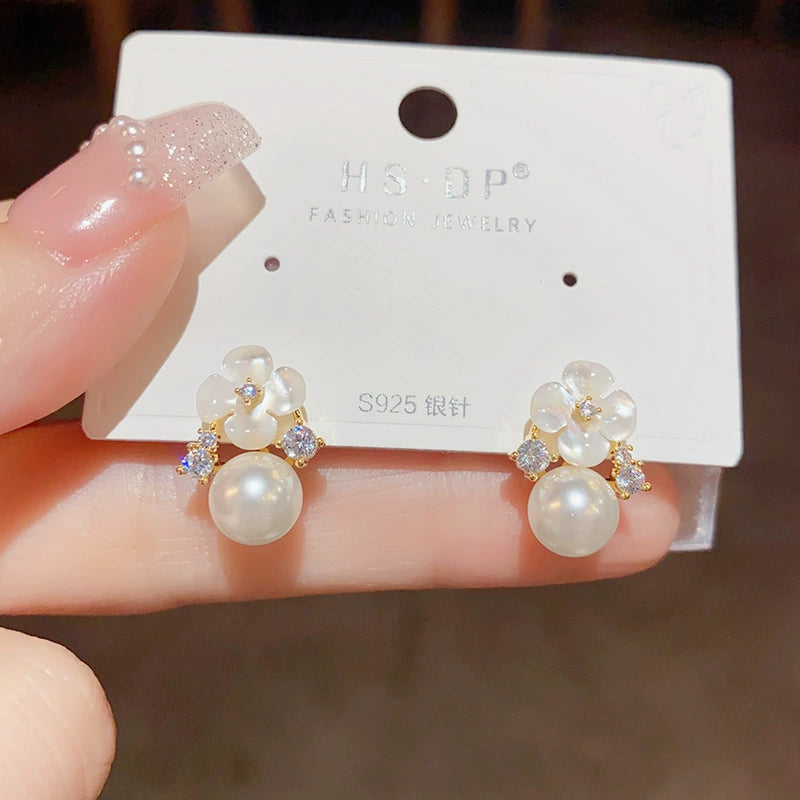 Flower Pearl Earrings