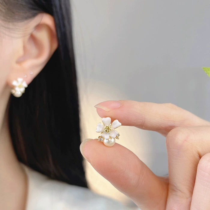 Flower Pearl Earrings