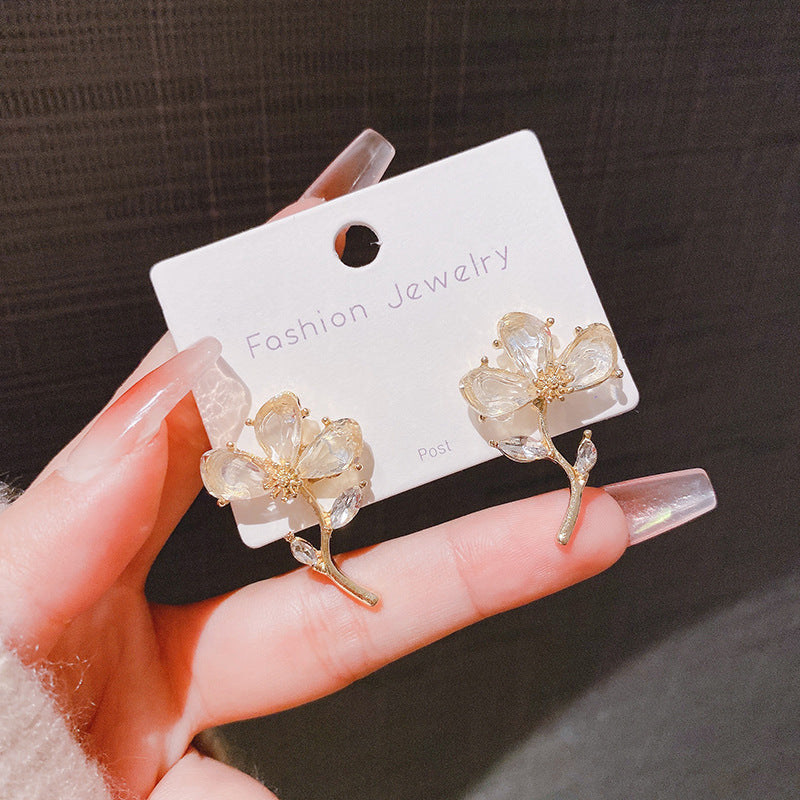 Gentle Floral Earrings