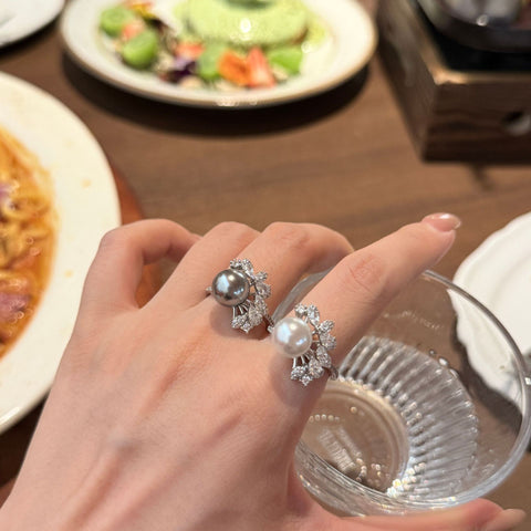 Geometric Hollow Pearl Ring - Adjustable