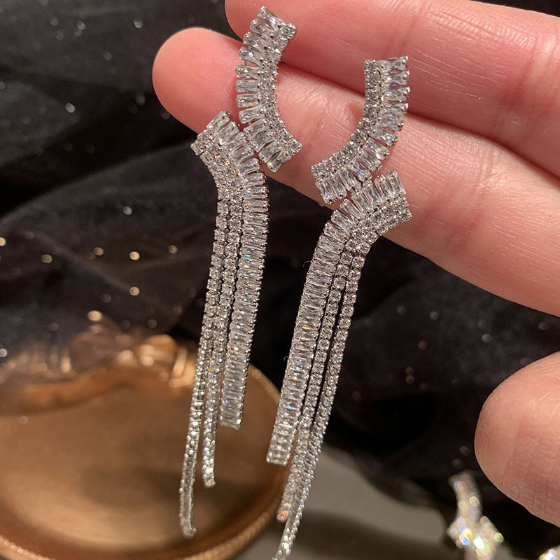 ER529 - Geometric Tassel Earrings