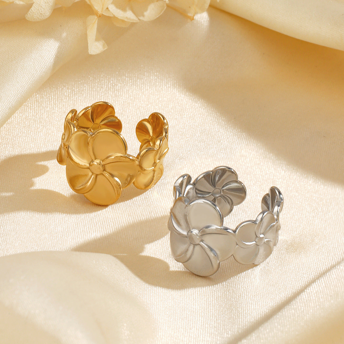 SRNG-52 - Glossy Floral Stainless Steel Ring - Adjustable