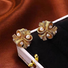 ER490 - Gold Vintage Style Pearl Earrings