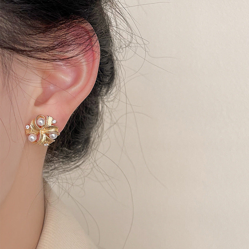 ER490 - Gold Vintage Style Pearl Earrings