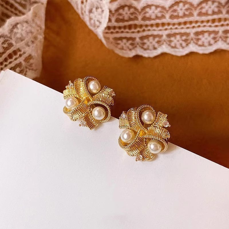 ER490 - Gold Vintage Style Pearl Earrings