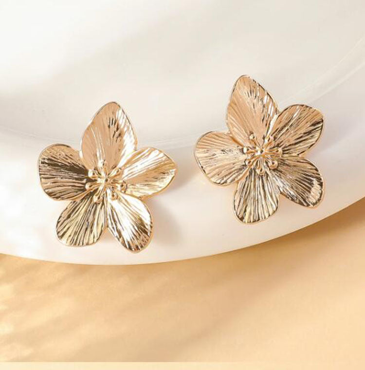 Golden Gleam Bloom Earrings