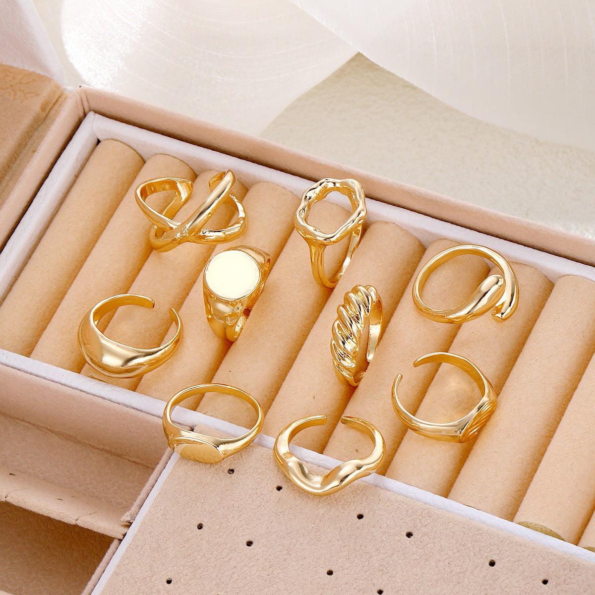 Golden Glow Bold Ring Set