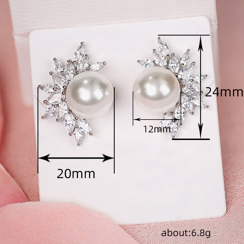 ZER12 - Imitation Pearl Stud Earrings