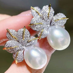 ZER16 - Leaf imitation Pearl Earrings