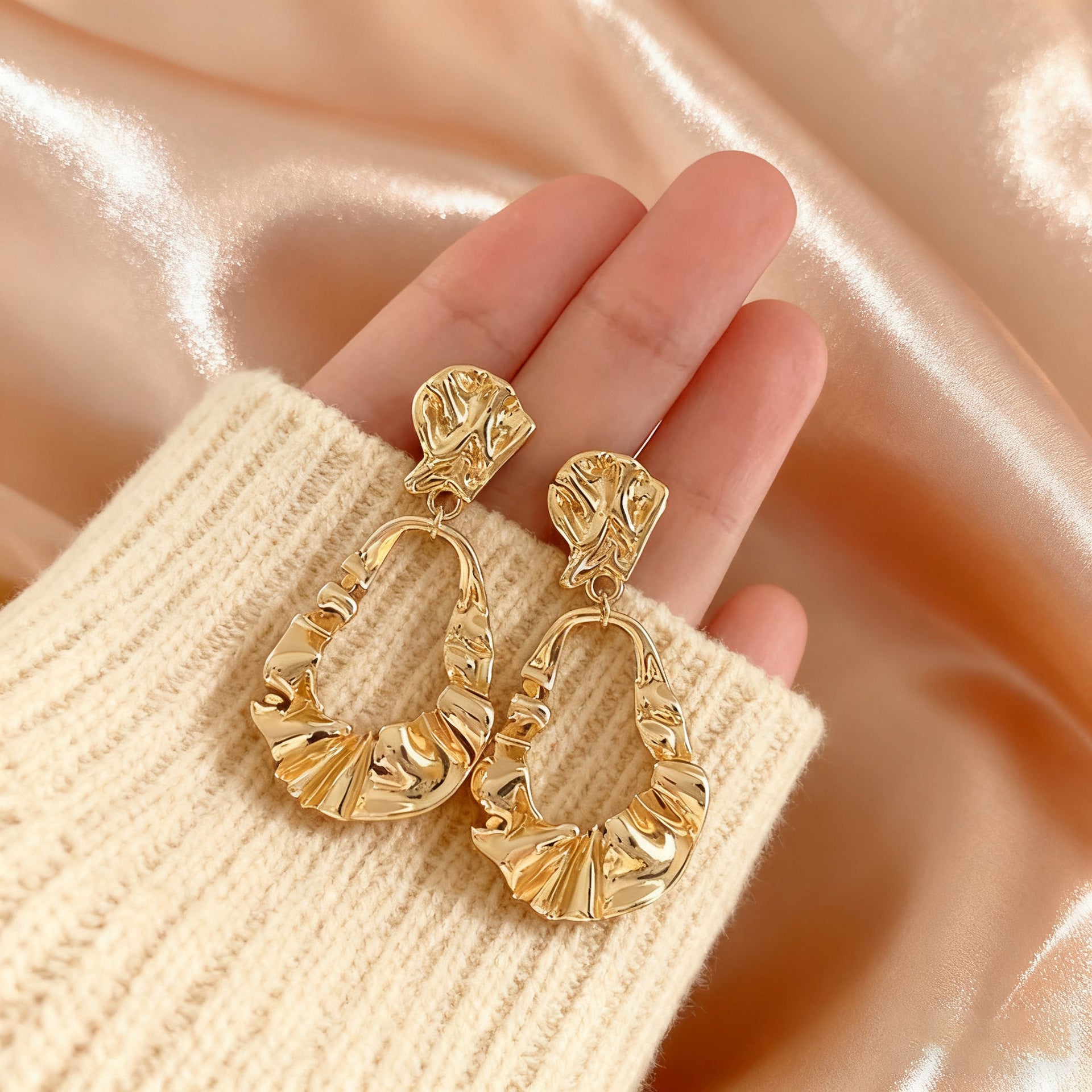 ER523 - Light Luxury Retro Earrings