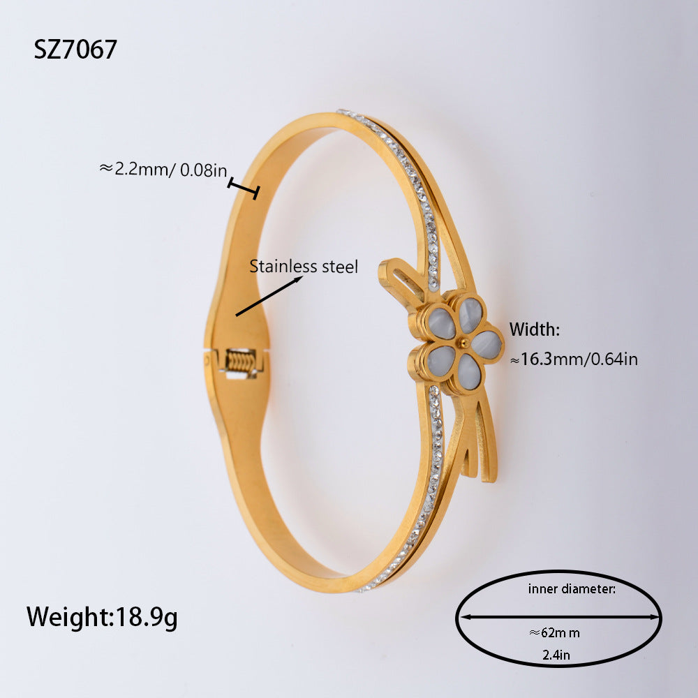 Little Flower 18K | Zi Collection Hub