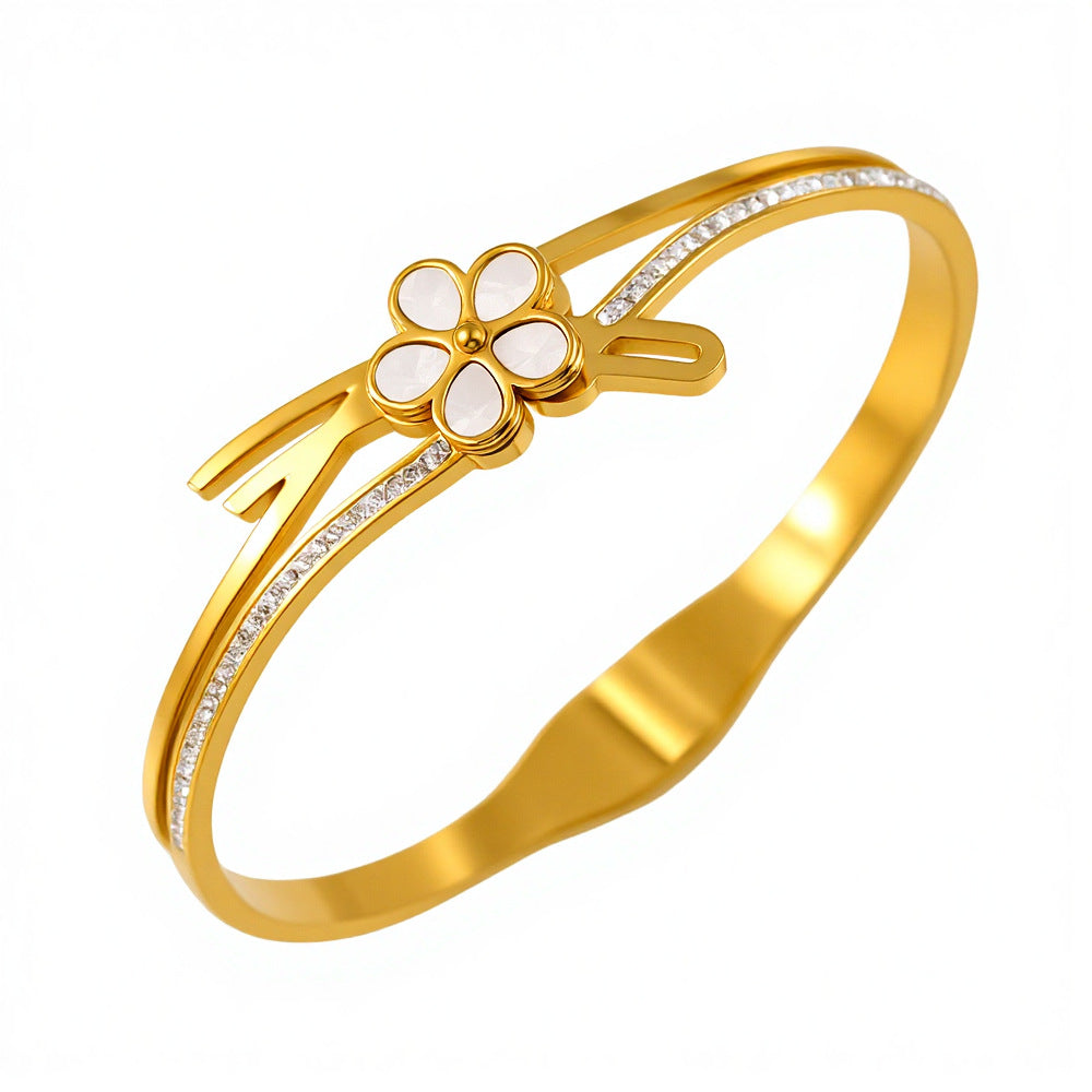 Little Flower 18K | Zi Collection Hub