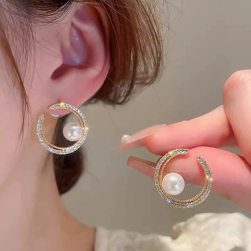 Luxury Crescent Pearl Stud Earrings