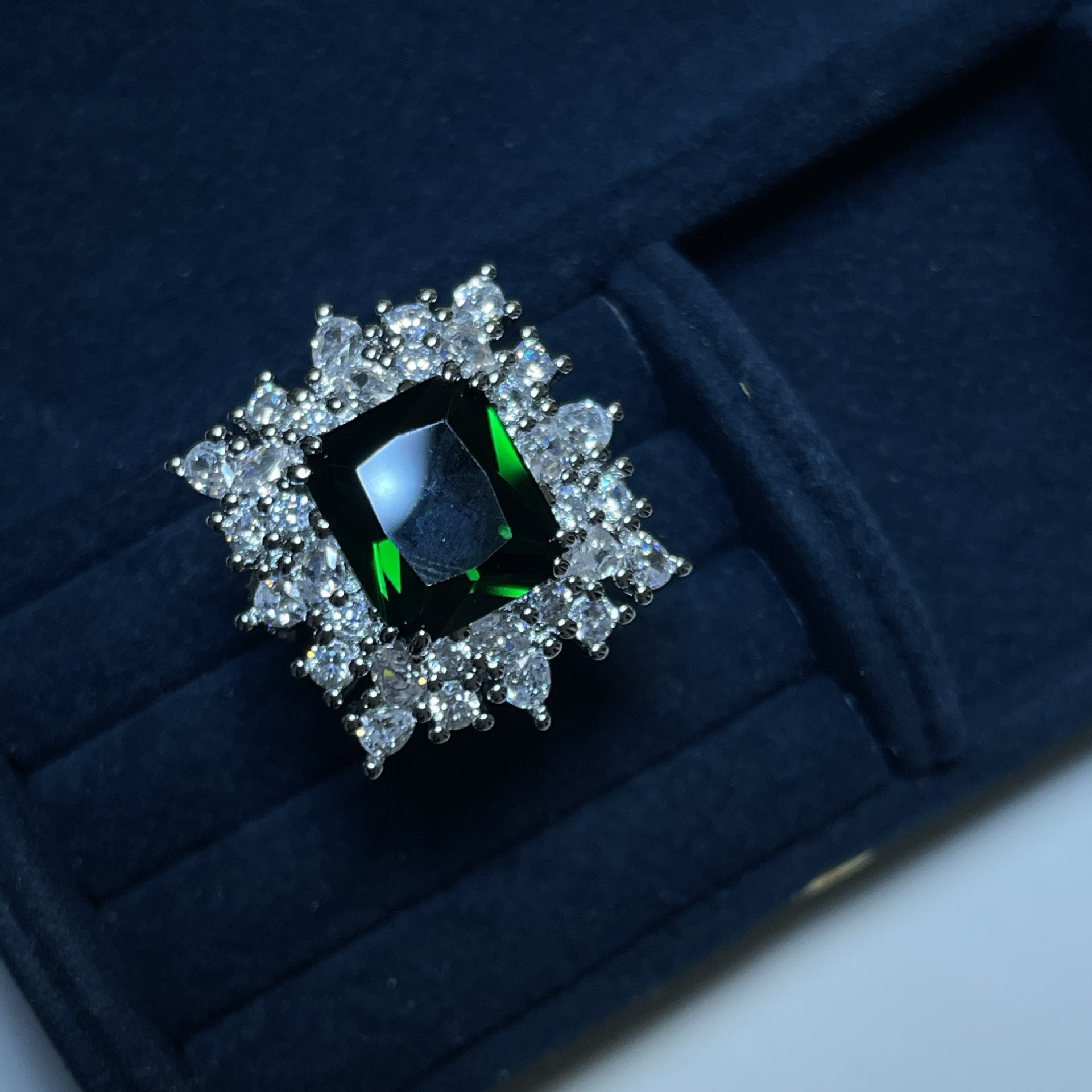 Luxury Green Zircon Open Ring - Adjustable