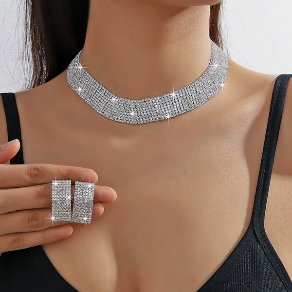 ✨ Luxury Rhinestone Choker & Earrings Set ✨