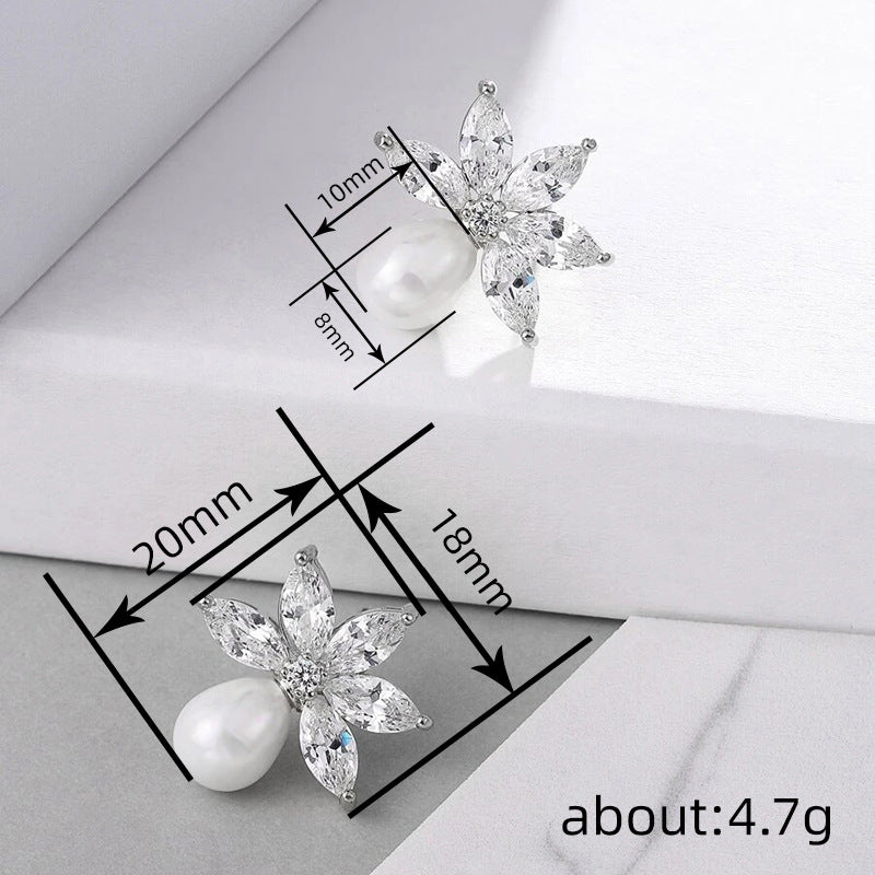 ZER28 - Luxury Simulated Pearl Earrings