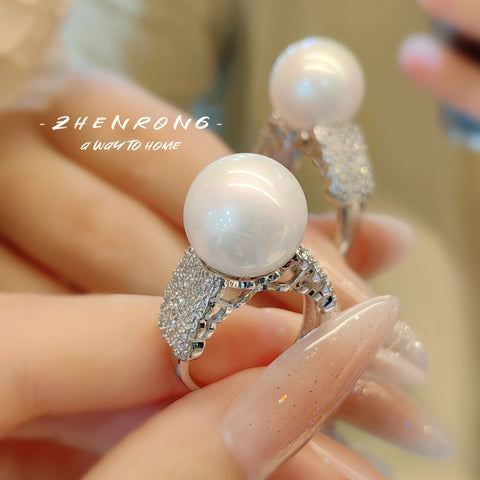 Mabei Pearl Ring - Adjustable