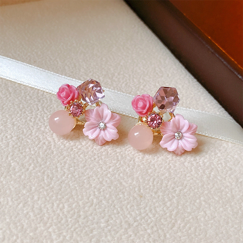 Maple Rhyme Retro Zircon Flower Earrings