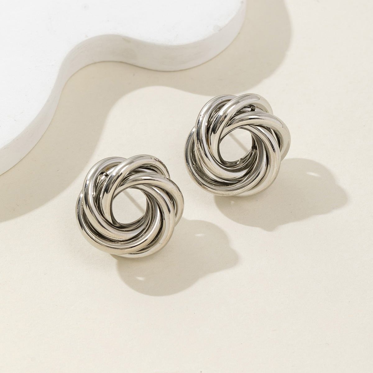 ER492 - Metal Circle Chain Earrings