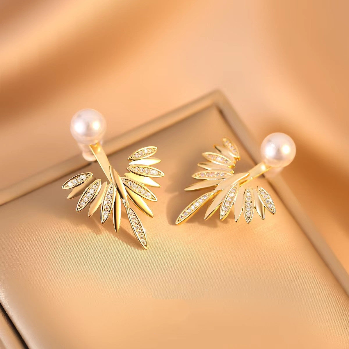 ER476 - Micro-inlaid Feather Earrings