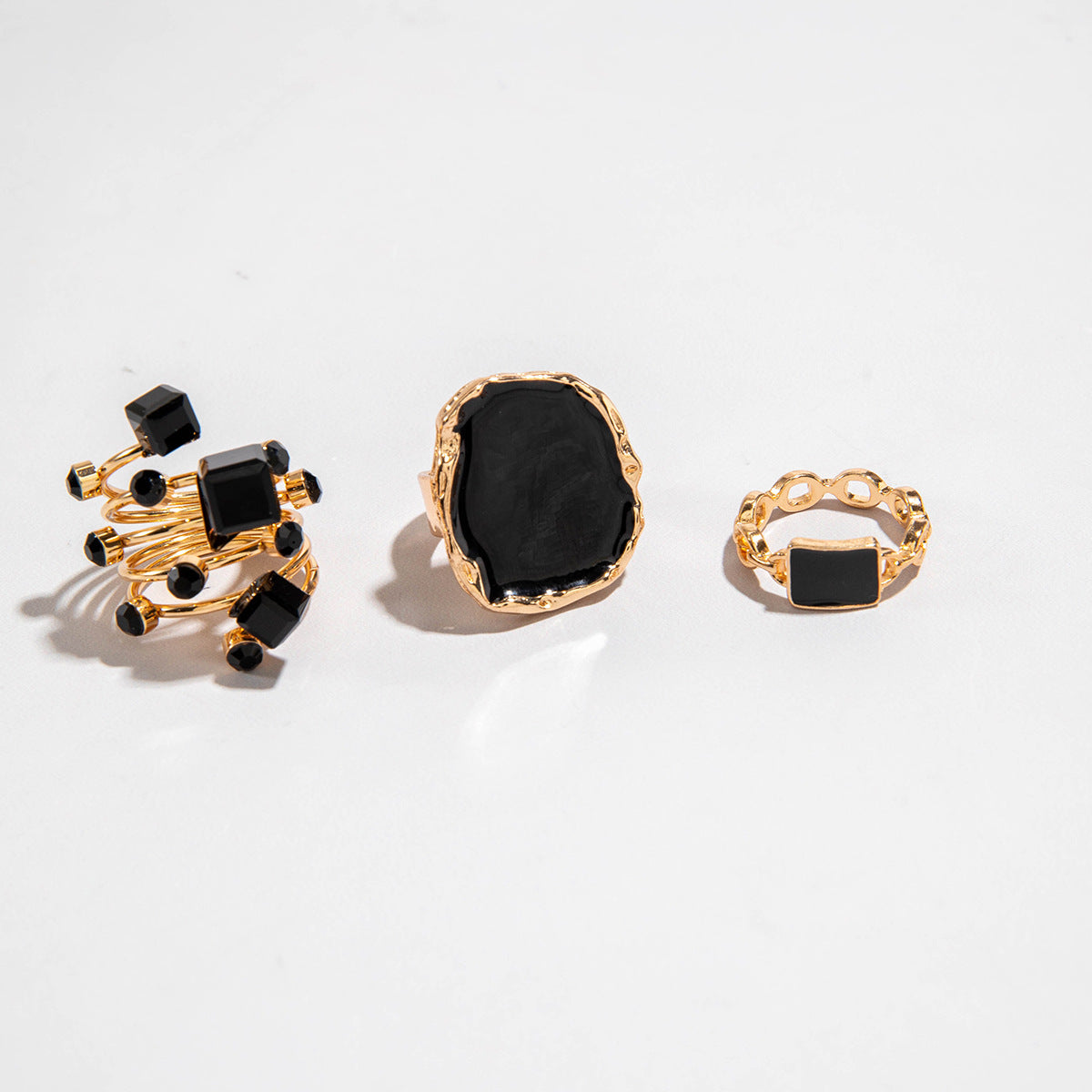 RNG159 - Midnight Elegance Ring Set
