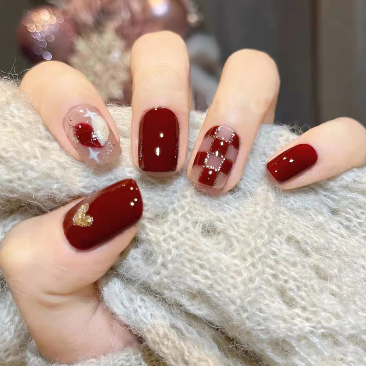 Nail 13 - Sweetheart Chessboard (24Pcs) - Free Nail Kit Included