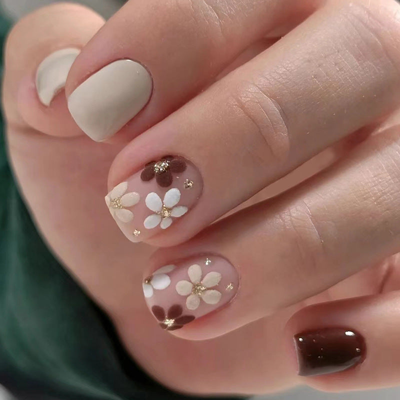 Nail 82 - Daisy Dream Press-On Nails (24Pcs) - Free Nail Kit Included