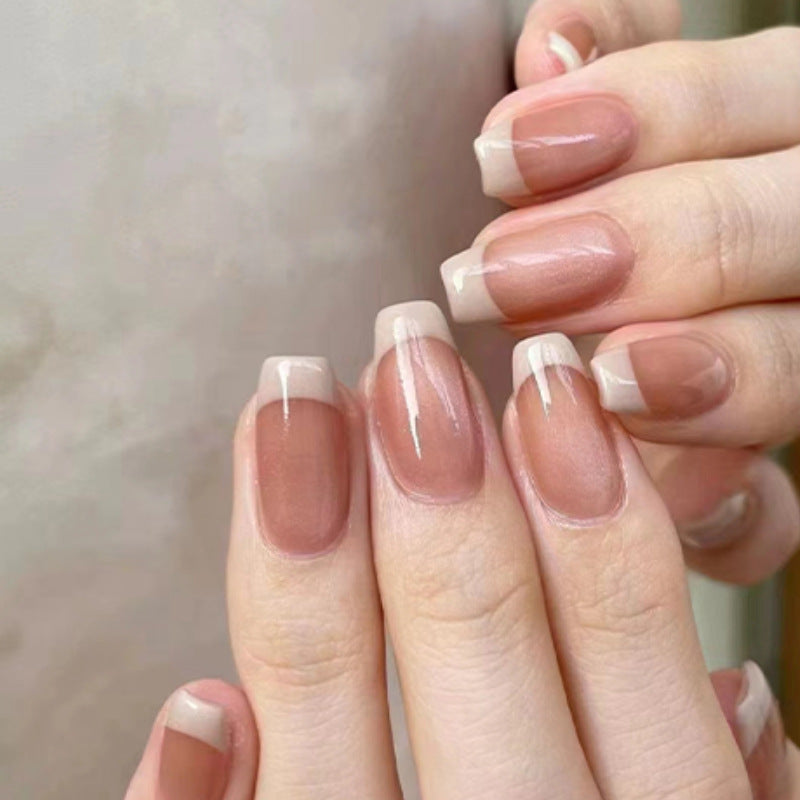 Nail 117 - Classic Gloss French-Tip (24 Pcs) - Free Nail Kit Included