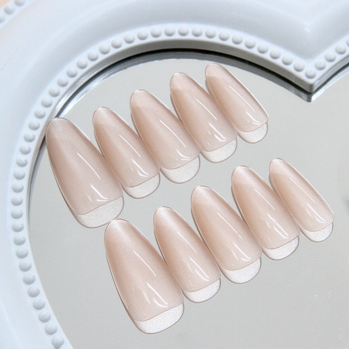 Nail 130 - Elegant Pearl Sheen Press-On Nails (30 Pcs) - Free Nail Kit Included