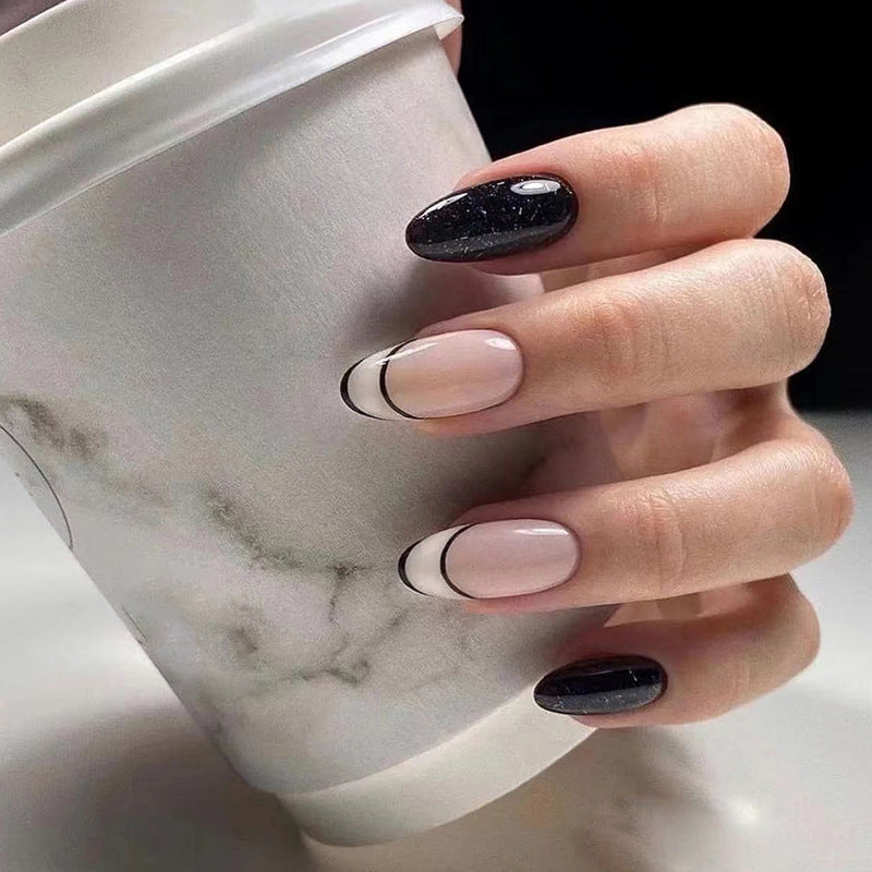 Nail 165 - Monochrome Muse Press-On Nails (24Pcs) - Free Nail Kit Included