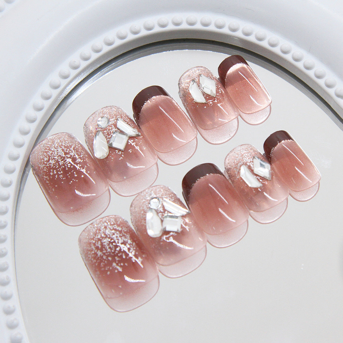 Nail 179 - Glitter & Charm Press-On Nails (24Pcs) - Free Nail Kit Included