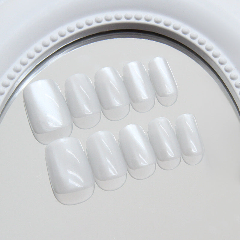 Nail 201 - Misty White Cat's Eye Press-On Nails (24Pcs) - Free Nail Kit Included