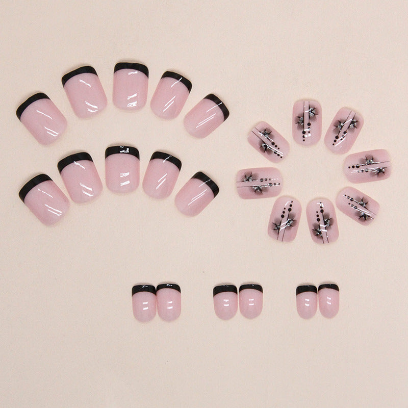 Nail 273 - Chic Contrast (24Pcs) - Free Nail Kit Included