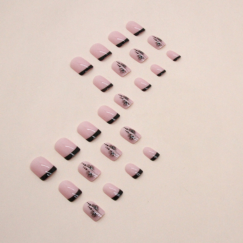 Nail 273 - Chic Contrast (24Pcs) - Free Nail Kit Included