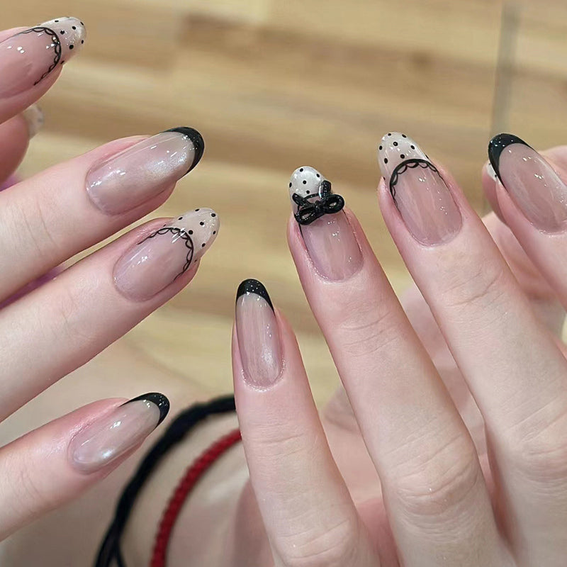 Nail 450 - Chic Contrast Playful Twist (30Pcs) - Free Nail Kit Included