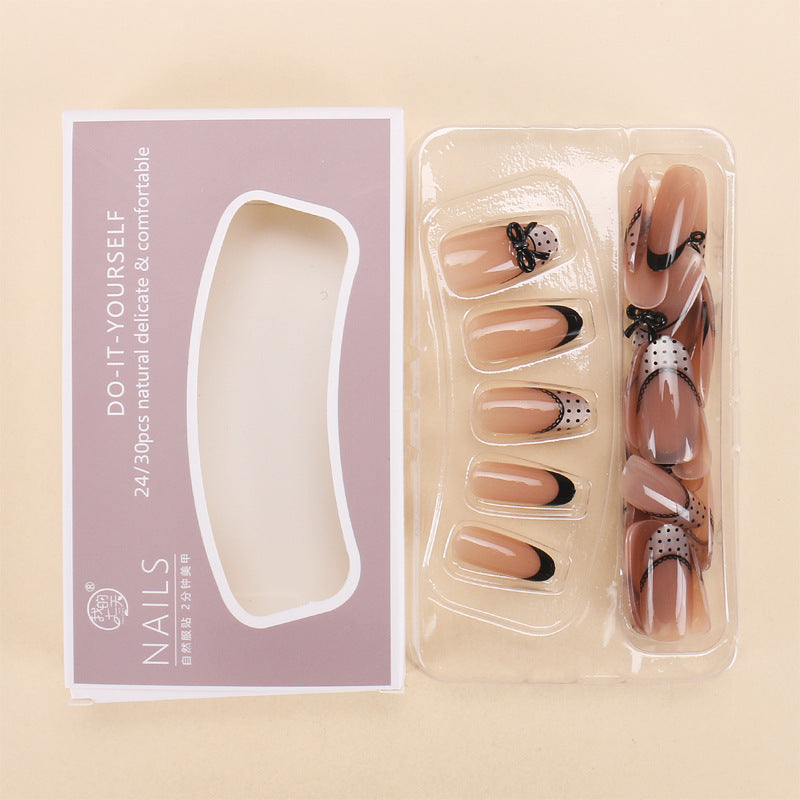 Nail 450 - Chic Contrast Playful Twist (30Pcs) - Free Nail Kit Included
