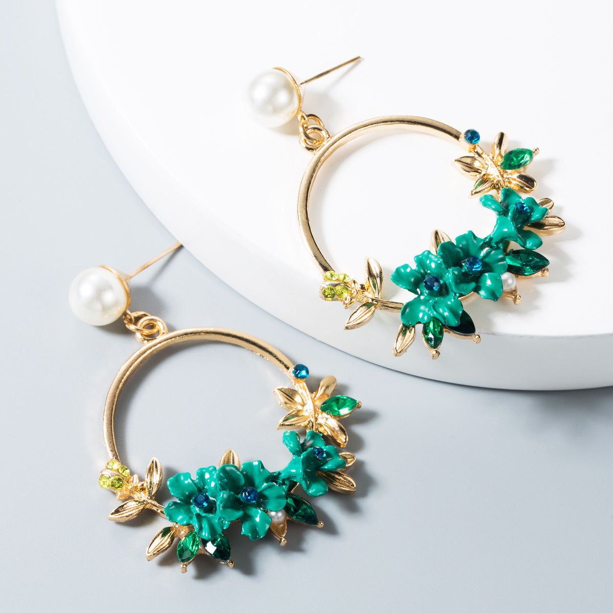 Sweet Soft Pottery Pearl Earrings