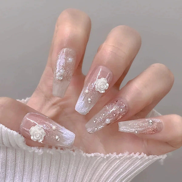 Pearl Camellia Fake Nails - 24Pcs