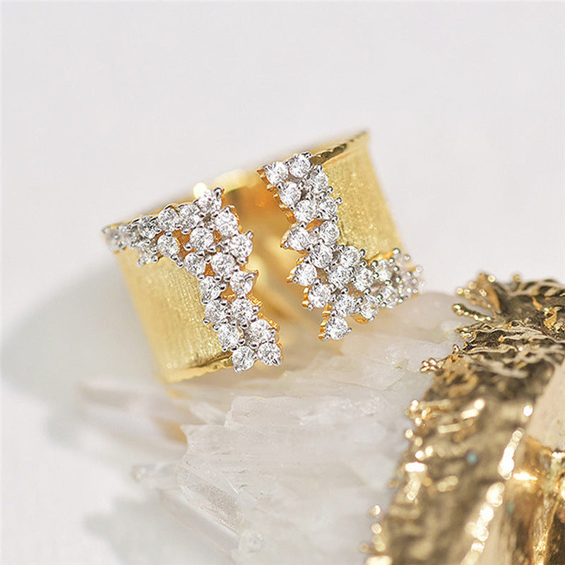 RNG207 - Luxury Micro-Painted Gold Ring