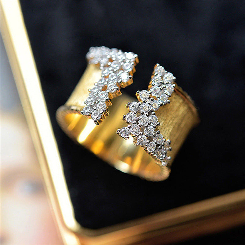 RNG207 - Luxury Micro-Painted Gold Ring