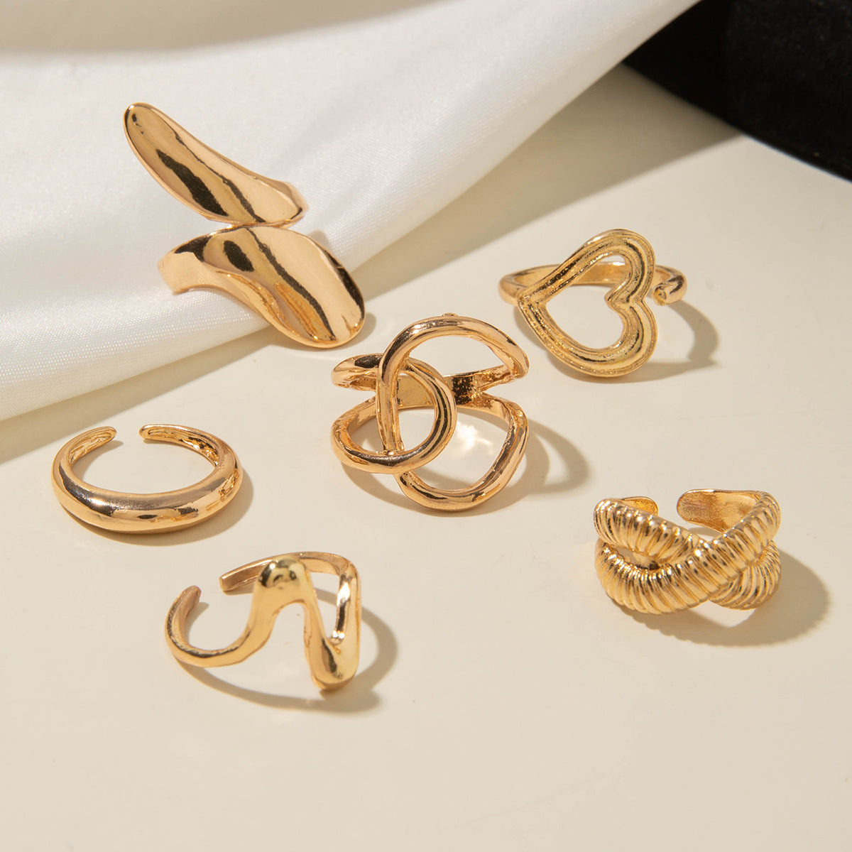RNG212 -  Geometric Metal Style Lava Line Ring Set
