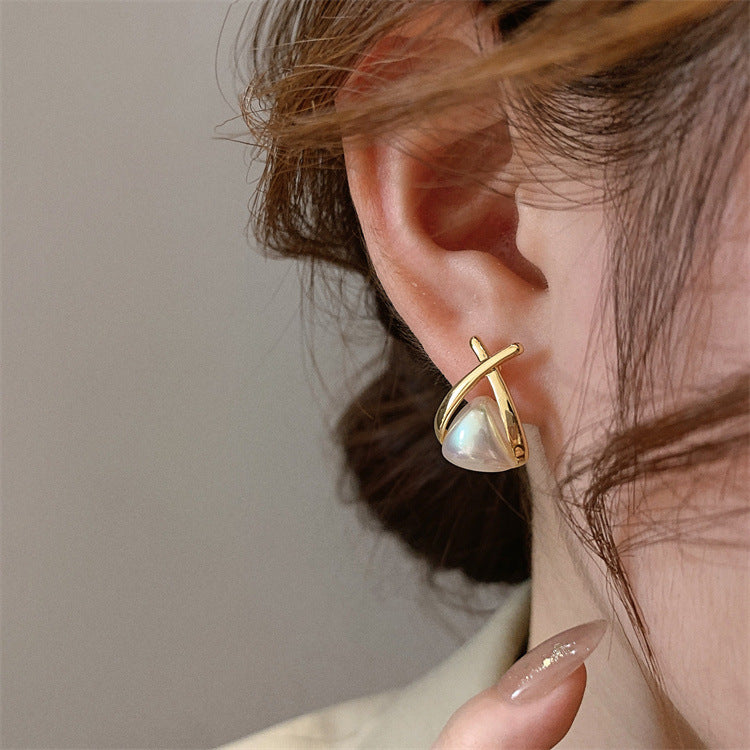 Reina Pearl & Gold Crossover Stud Earrings